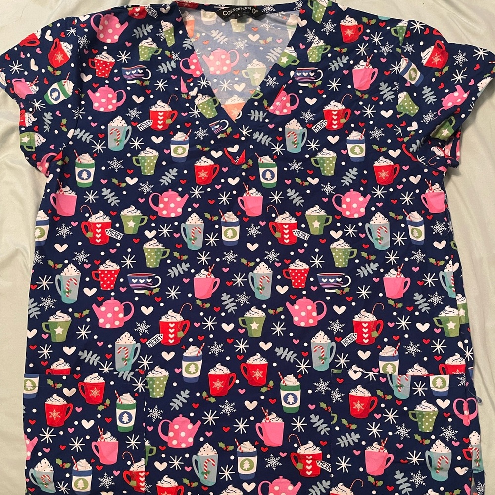 Very cute size small Christmas scrub top